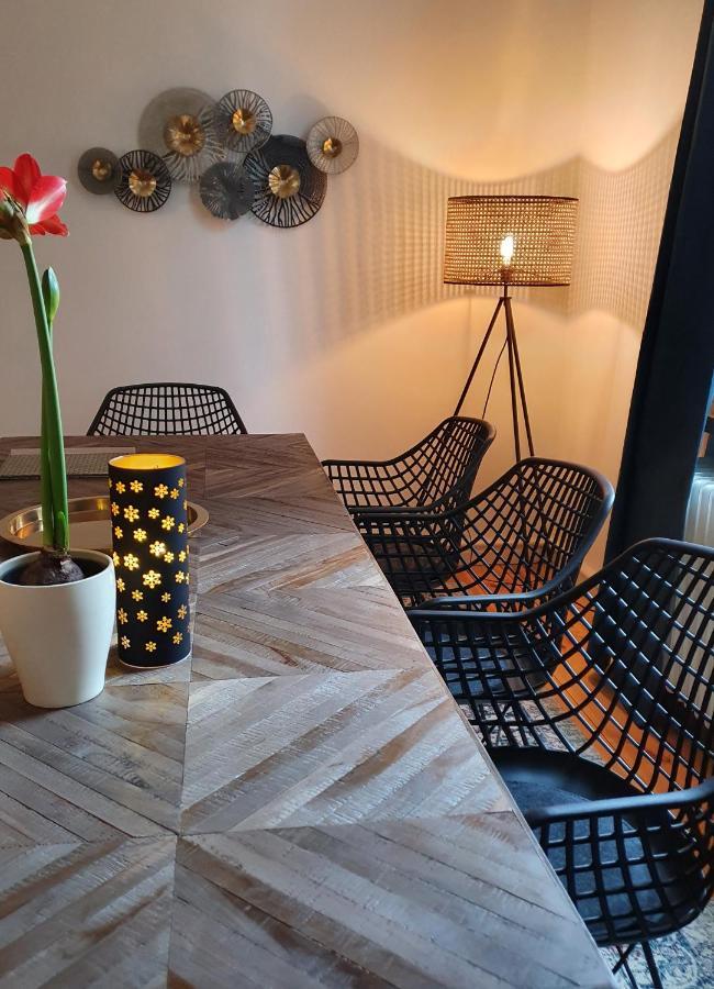 Zentral In Coburg: Exklusive Stadtwohnung - Ideal Fuer Gruppen Apartment *
